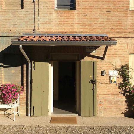 Agriturismo "La Fondazza" Imola Exterior foto