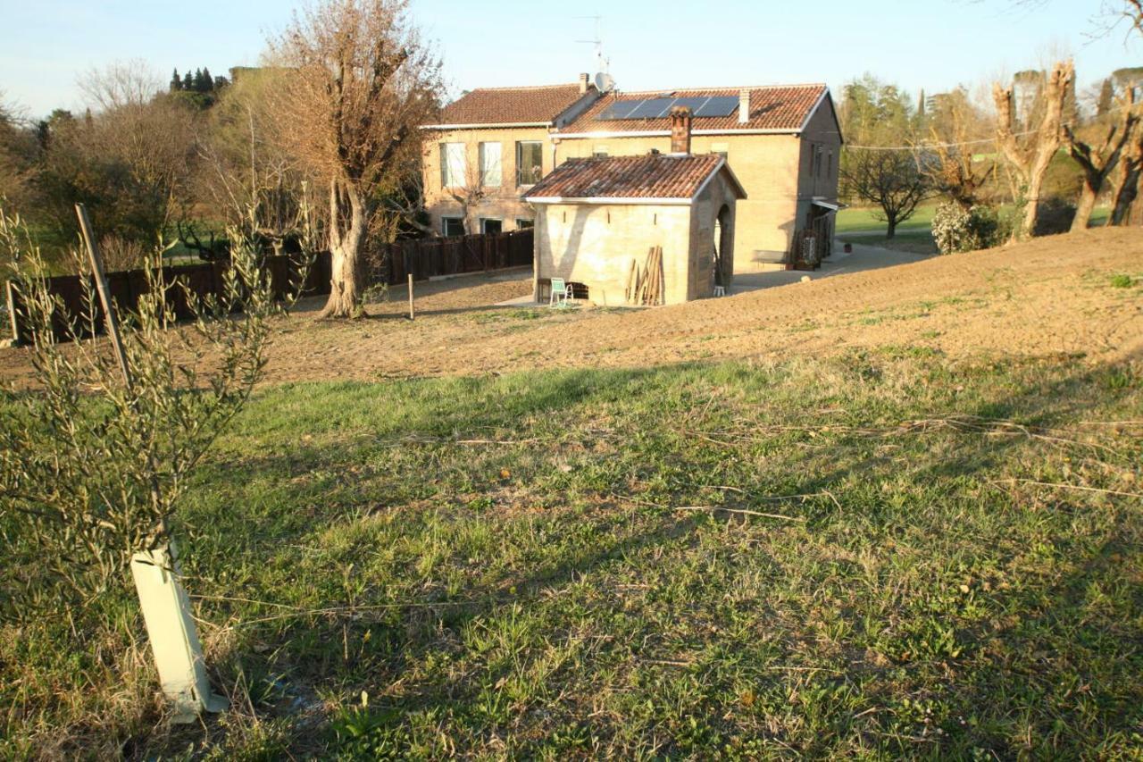 Agriturismo "La Fondazza" Vila Imola Exterior foto